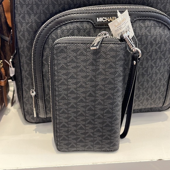 Michael Kors MK Signature Large Flat Multi-Function Phone Case Wallet Wristlet - Picture 7 of 16